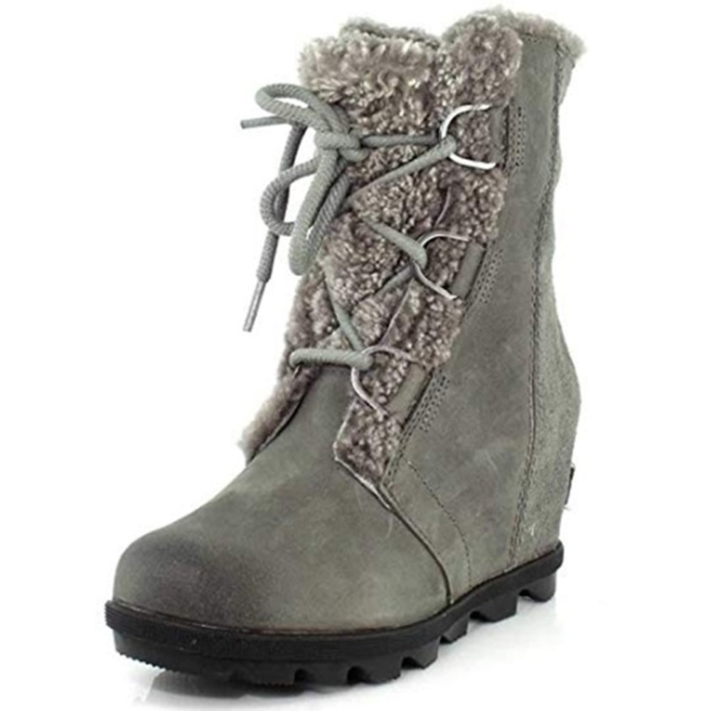 Sorel Women’s Joan Wedge Shearling Boots 7.5